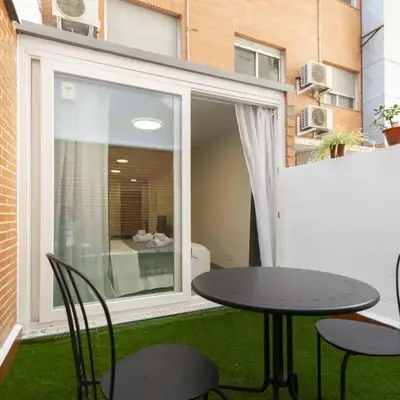 Regency IV - Ferga Suites