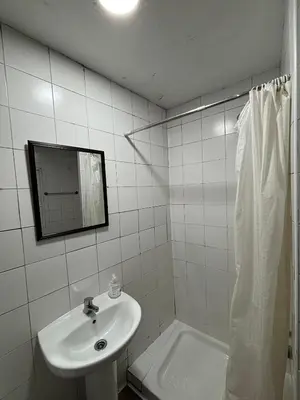 Un baño de Two-bedroom apartment in Alonso Cano