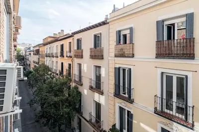 Edificio en el que se encuentra el apartamento