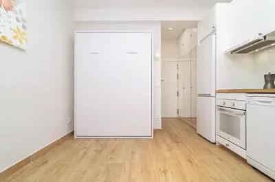 Una cocina o zona de cocina en Pequeño edén en Malasaña