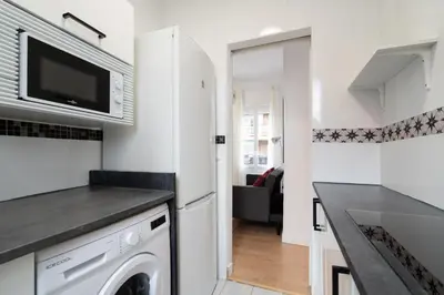 Plano de apartamento de dos habitaciones en vallecas