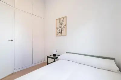 Plano de apartamento de dos habitaciones en vallecas