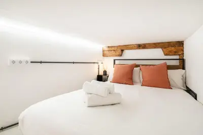 Cama o camas de una habitación en apartamento industrial con 3 alturas en pleno centro de ALQUILER TEMPORAL