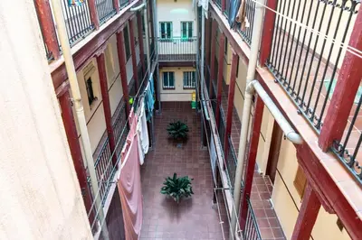 Plano de Vive Lavapiés: Culture & Tapas 1 Min from Metro