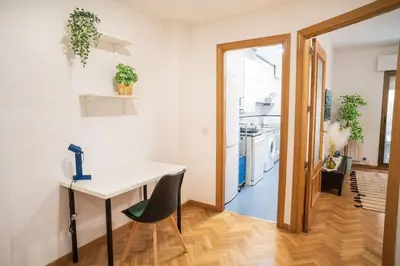 Plano de Premium Apartment · 2BR · Historic City Center Sol