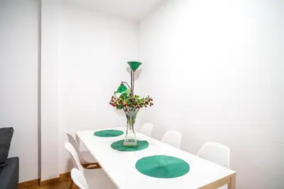 Plano de Premium Apartment · 2BR · Historic City Center Sol