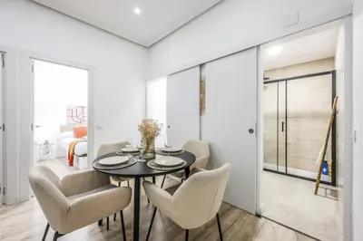 Plano de Modern apartment on Gran Via