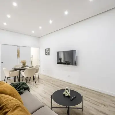 Modern apartment on Gran Via