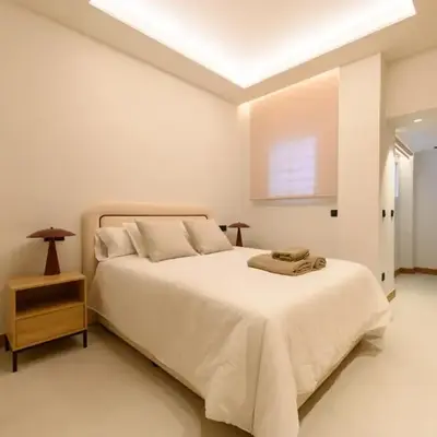 Amplio piso exterior de un dormitorio en La Latina Temporal SCR7B2