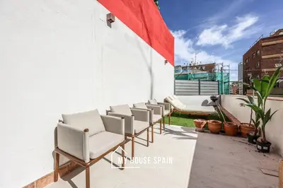 Zona de estar de MyHouseSpain - Terraza privada junto al Bernabéu