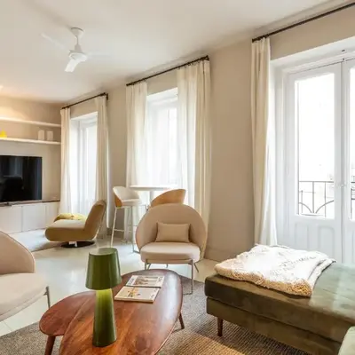 Luxurious 2BD Apartment in Justicia