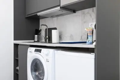 Una cocina o zona de cocina en Luxury studio heart of Madrid