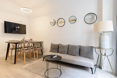Una televisión o centro de entretenimiento en Mi apartamento en Lavapiés