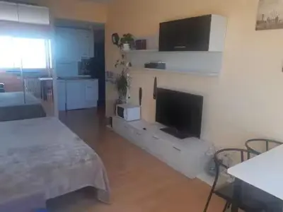 Una televisión o centro de entretenimiento en Todo Madrid y Real Madrid a tus pies