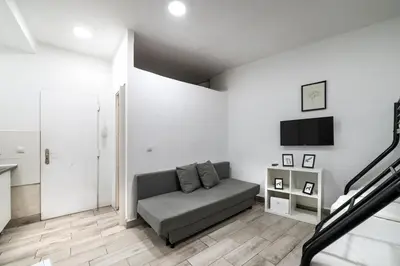 Una televisión o centro de entretenimiento en VR20I Estudio Alonso Cano Chamberi