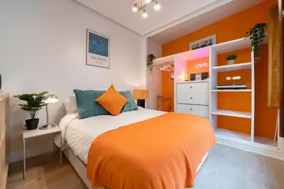 Cama o camas de una habitación en Chic Madrid Studio - Art and Soul in the Prado