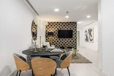 Una televisión o centro de entretenimiento en Apartamento Boutique Retiro I - Alojamiento corta estancia