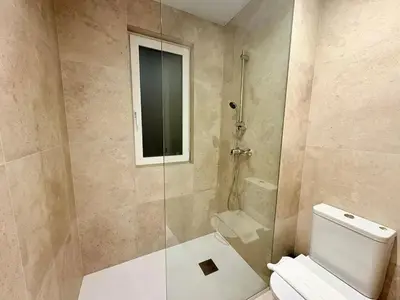 Un baño de Retiro Residence Hortensia