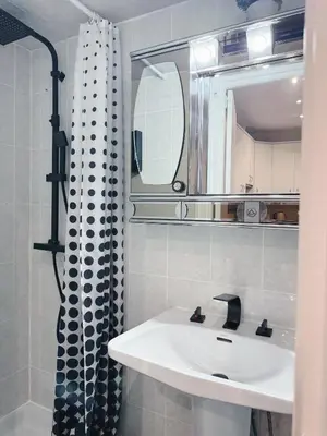 Un baño de Céntrico y Elegante