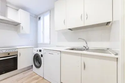 Una cocina o zona de cocina en Amati Boutique Coliving Madrid