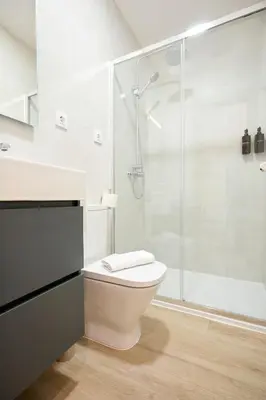 Un baño de AC Rooms Madrid Centro
