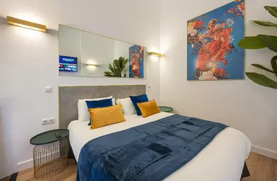 Cama o camas de una habitación en A IM La Latina-City Centre-WiFi-AC-SmartTV A