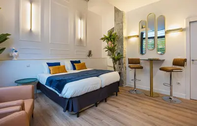 Cama o camas de una habitación en B IM La Latina-City Centre-WiFi-AC-SmartTV B