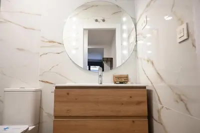 Un baño de Homenfun Madrid Atocha