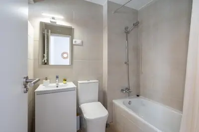 Un baño de Cituspace Cuatro Caminos