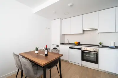 Una cocina o zona de cocina en Cituspace Cuatro Caminos