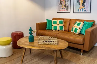 Zona de estar de Queen's Malasaña Boutique I - Alojamiento corta estancia