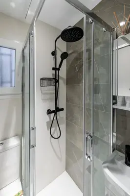 Un baño de GuestReady - Lovely flat in the heart of Madrid