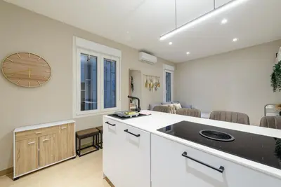 Una cocina o zona de cocina en GuestReady - Lovely flat in the heart of Madrid