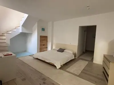 Cama o camas de una habitación en RU concept Studio Malasaña