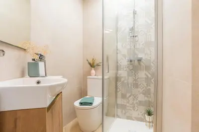 Un baño de GuestReady - Modern and Cozy studio in Madrid