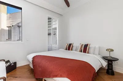 Cama o camas de una habitación en Waou Ático 2 Terrazas Gran Via - Corta Duración