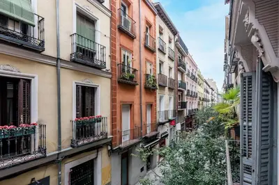 Edificio en el que se encuentra el apartamento