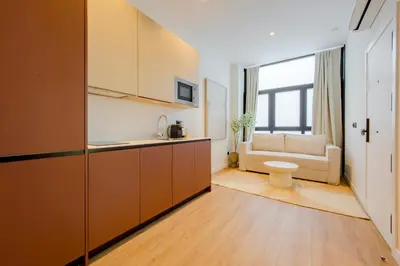 Plano de Alcalá Central Apartments