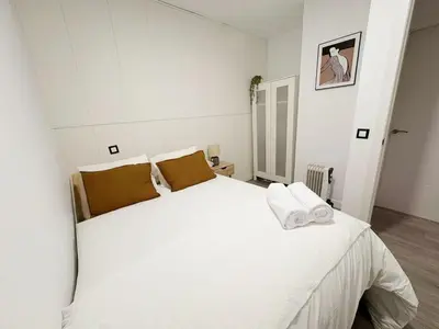 Cama o camas de una habitación en Modern and quiet in the center of Madrid