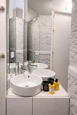 Un baño de Sunny Attic in Gran Vía, 10 min from Justicia