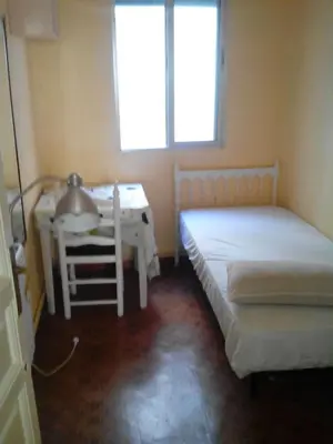 Cama o camas de una habitación en céntrico y disponible