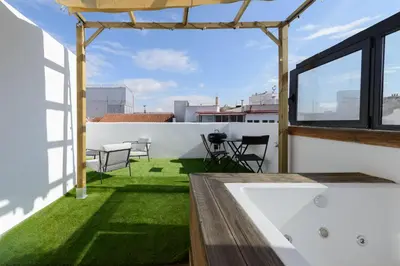 Un balcón o terraza de Alojamiento temporal en plaza Santa Ana
