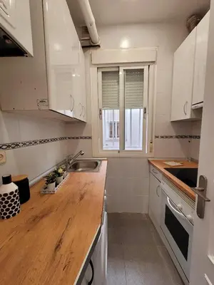 Una cocina o zona de cocina en Bonito piso céntrico a 2 estaciones de Gran Vía