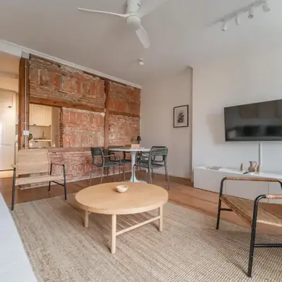 Modern bright - 2 Bedrooms 1 Bathroom -Lavapiés