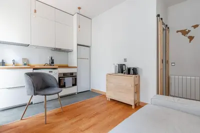Una cocina o zona de cocina en Cozy central - 1Bedroom 1Bathroom - Sol