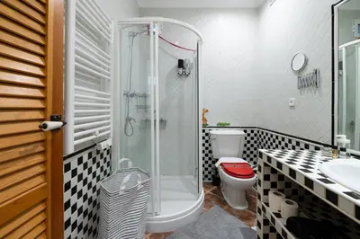 Un baño de GuestReady – Stylish Flat in the Heart of Lavapiés