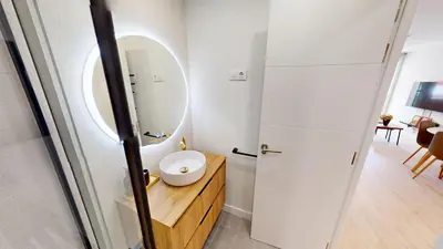 Plano de Stunning penthouse in Cuatro Caminos for 4 pax - Artistas 1