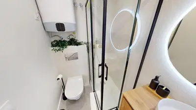 Un baño de Stunning penthouse in Cuatro Caminos for 4 pax - Artistas 1