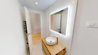 Plano de Stunning 2-bedrooms penthouse in Cuatro Caminos - Artistas 2