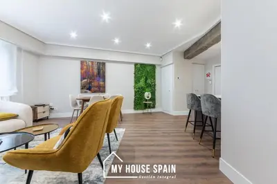 Zona de estar de MyHouseSpain - Elegante y moderno a pasos de Sol